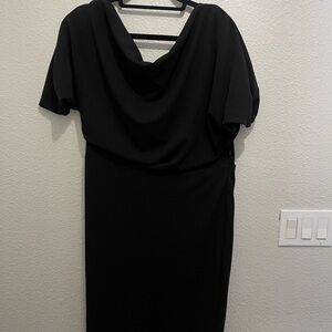 Alexia Admor Elegant Black Gown